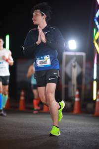 BIB: 40911
                            <button type="button" onclick="openModal(21313012)" class="btn btn-primary btn-sm float-right btn-popup" data-toggle="modal" data-target=".modal-high-quality">
                        <i class="fas fa-shopping-cart"></i> Add to Cart
                    </button>
                                            <button type="button" onclick="isThisMe(21313012, true)" class="btn btn-success btn-sm float-right btn-popup btn-isme hidden" data-toggle="tooltip" data-placement="bottom" title="นี่คือรูปของคุณใช่ไหม คลิกที่นี่เพื่อเอาเข้าอัลบั้ม">
                        <i class="fas fa-plus"></i> Add to album
                    </button>
                    <button type="button" onclick="isThisMe(21313012, false)" class="btn btn-warning btn-sm float-right btn-popup btn-isnotme hidden">
                        <i class="fas fa-ban"></i> Remove from album
                    </button>